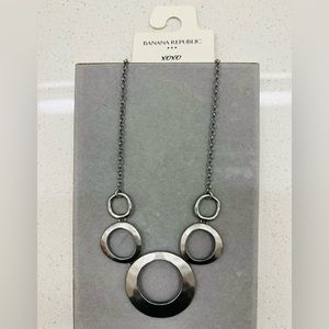 banana republic silver necklace